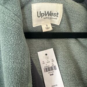 Upwest Fleece zip up jacket with hood